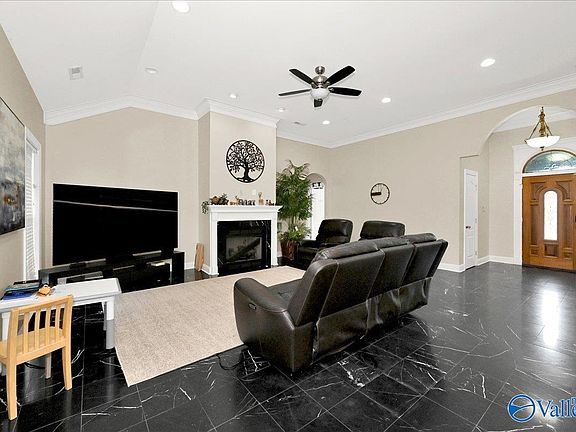 5th image of 4017 Saddlehorn Bnd SW