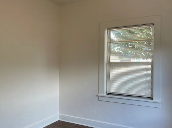 221 Raymond St #1, Santa Cruz, CA 95060