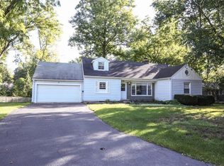 12 W Jefferson Rd, Pittsford, NY 14534