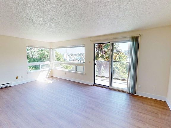 2nd image of 1744 Dexter Ave N #1
