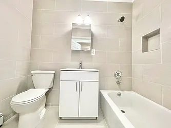 Rented by Century 21 Premier 