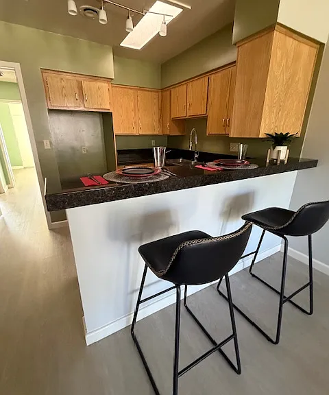 Bonita Terrace Apartments — Photo 18