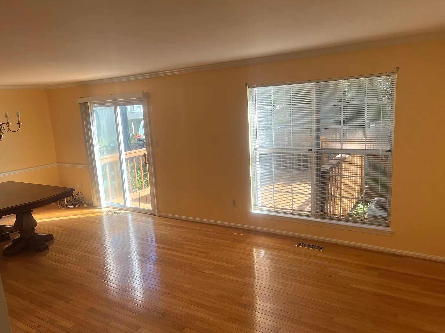 3 bed, 3.5 bath, 1432 sqft, $3,000 — Photo 3