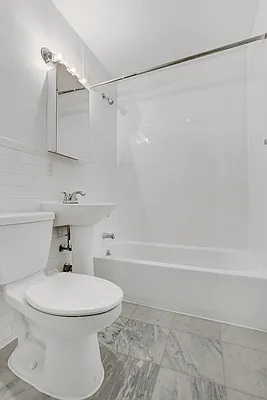 Rented by Cooper & Cooper Real Estate | media 20