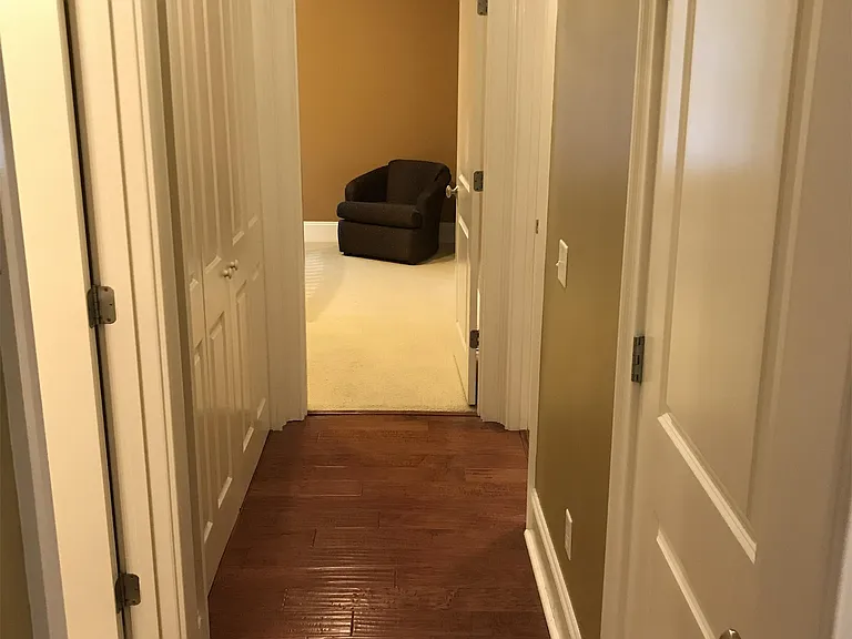 Hallway to the two bedrooms.