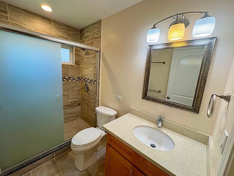 Ocean View Dr — Photo 3