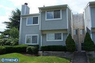 1st image of 1 Hillcroft Way