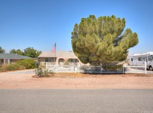 17492 Mesquite Rd, Apple Valley, CA 92307