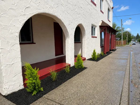 904 Naval Ave APT 1, Bremerton, WA 98312