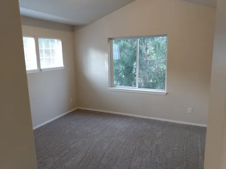 Upstairs left bedroom
