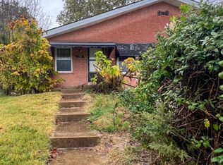 2715 Darla Ct, Saint Louis, MO 63136