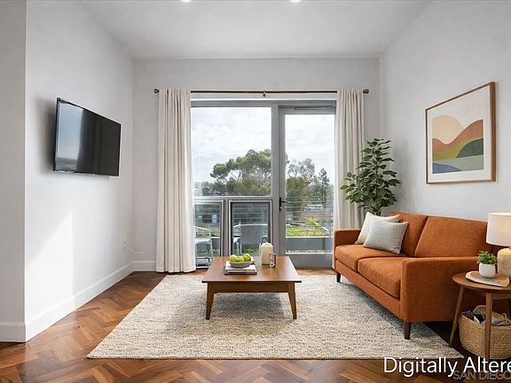 2nd image of 889 Date St Unit 440