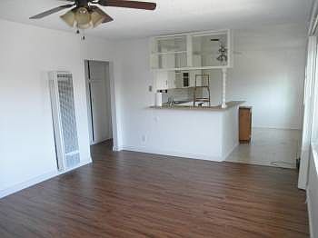 2nd image of 1056 W 18th St
