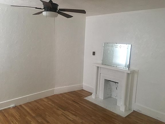 3rd image of 216 6th Ave NE APT 3
