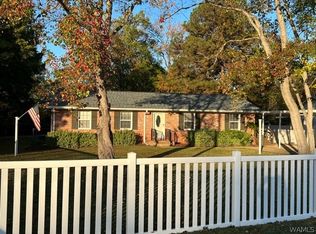 702 Wildwood Cir, Demopolis, AL 36732