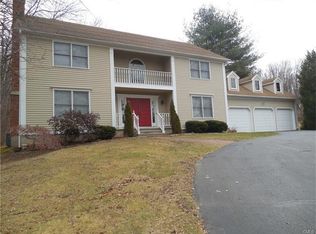 78 Deer Run Dr, Trumbull, CT 06611