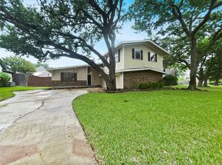 12206 Ridgefair Pl, Farmers Branch, TX 75234