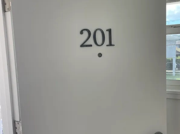 621 Wailepo St #201, Kailua, HI 96734