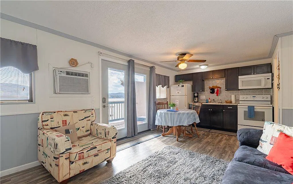 80 Wilson Resort Dr — Photo 3