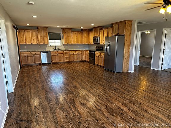 5th image of 11805 N 518th Rd