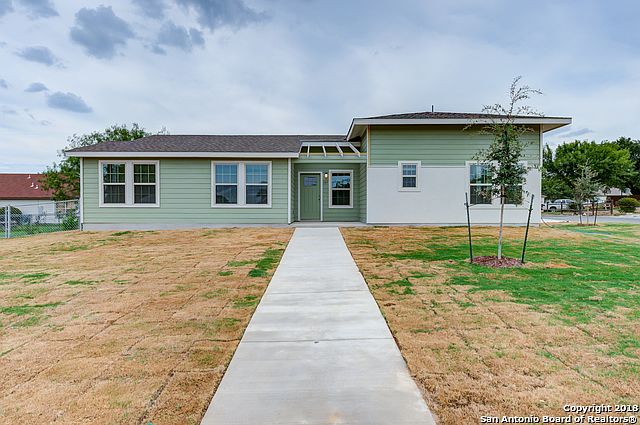 1st image of 103 Villa Grande