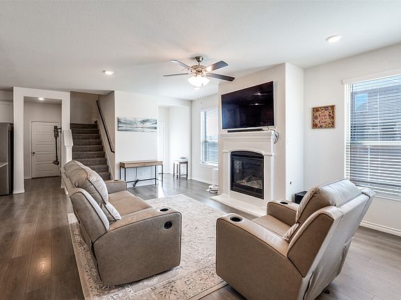 3rd image of 2608 Hale Rd