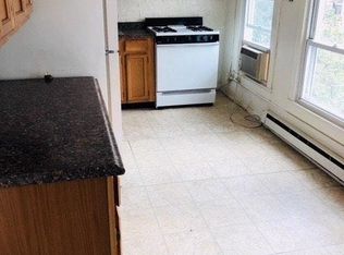 9 E Eager St APT 3R, Baltimore, MD 21202
