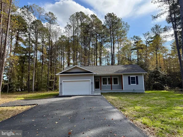 249 Wildwood Rd, Colonial Beach, VA 22443