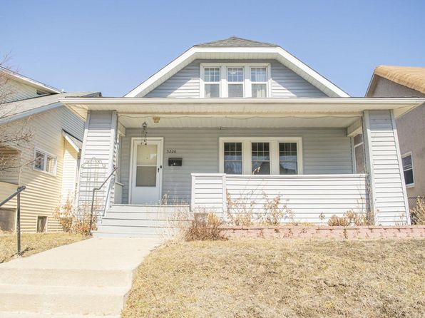3220 W Madison St