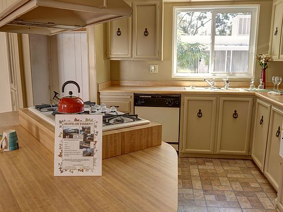 4th image of 4804 Independence Ln