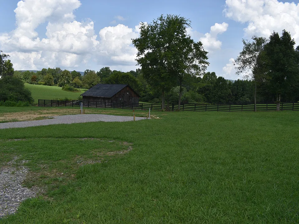 1905 Daysville Rd