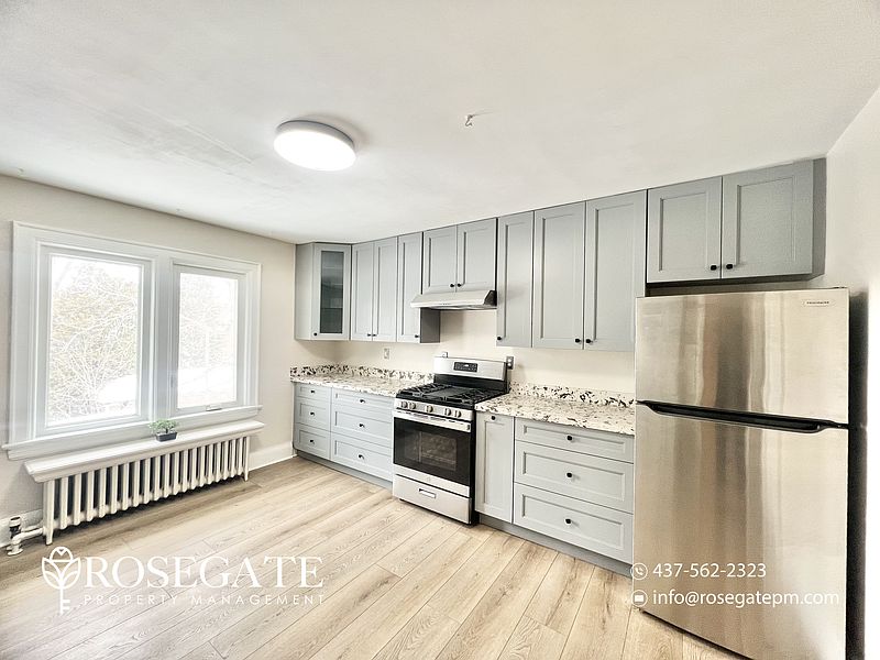 Kitchener Apartment for rent - 3 Bedrooms — photo 2