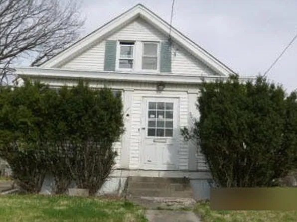 3008 N Wisconsin Ave, Peoria, IL 61603