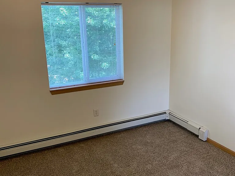 1700 University Dr SE — Photo 7