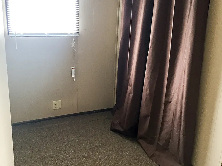 111 N Charlton Ave — Photo 5