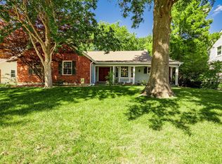 21 Lippizan Rd, Saint Peters, MO 63376
