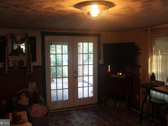 5th image of 17220 Taylors Landing Rd