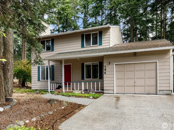 198 NW Columbia Drive, Oak Harbor, WA 98277