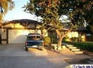 2126 N Yosemite Ave, Simi Valley, CA 93063