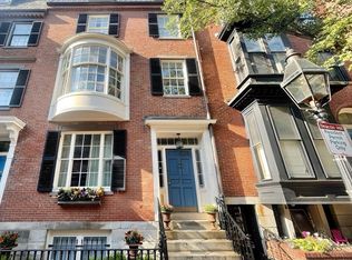 41 Chestnut St, Boston, MA 02108