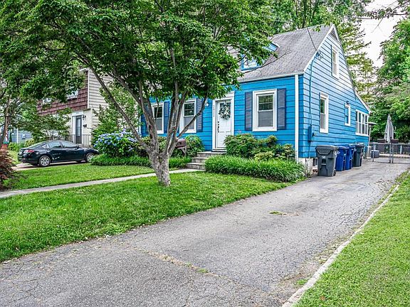 2nd image of 2822 Marshall St