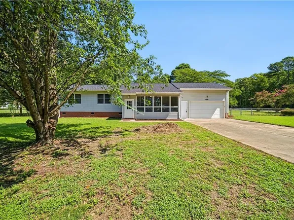 4516 Shirley Dr, Suffolk, VA 23434
