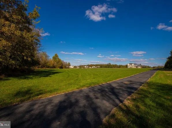 15028 Merritt Farm Ln, Leesburg, VA 20176