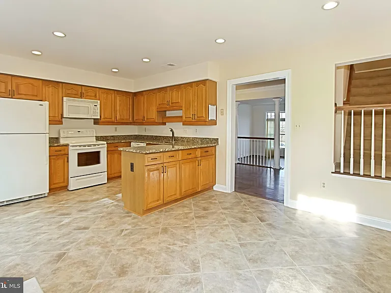 6153 Braeleigh Ln — Photo 9