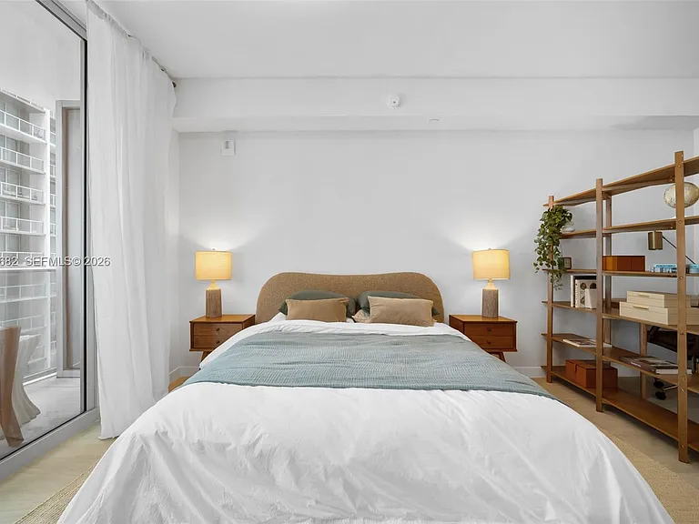 77 SE 5th St #2313 — Photo 8