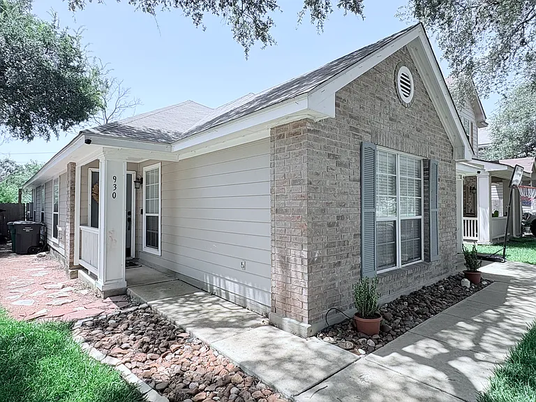 930 Windmill Palm — Photo 11