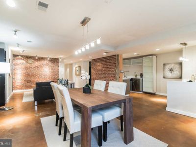 1810 Calvert St NW APT 5, Washington, DC, 20009