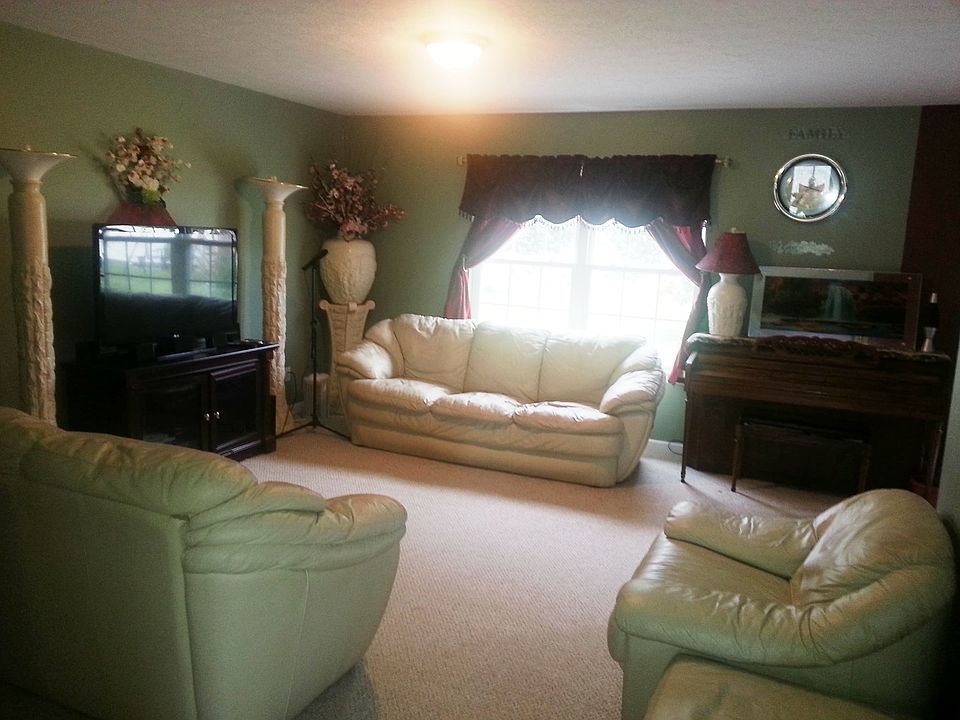 1st image of 1634 N Nieman Dr