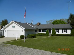 2716 N Lakeshore Rd, Carsonville, MI 48419