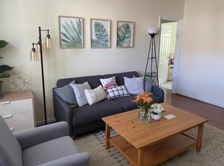 250 N Thomas St APT 1, Arlington, VA 22203